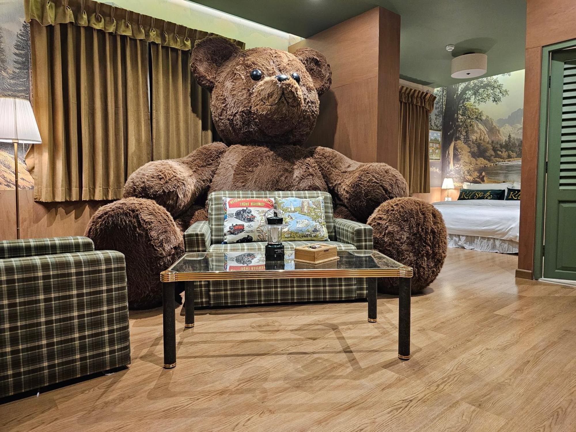Kitsch Hotel Bangkok
