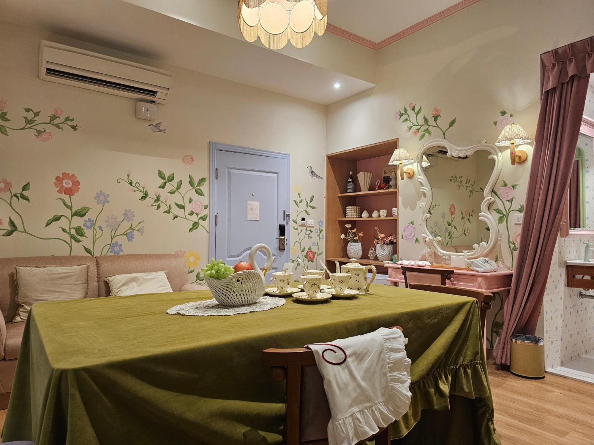 Khách sạn Kitsch Bangkok